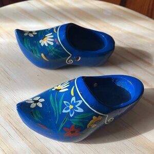 💙3/$30 Vintage 1970s Holland/Dutch Souvenir Clogs